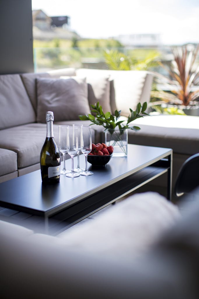 Jordbær og og bobler i et Urbanhus i Haugesund